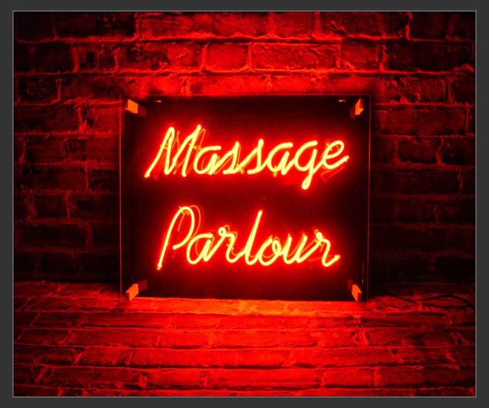 Prima data la un salon de masaj erotic Timisoara?